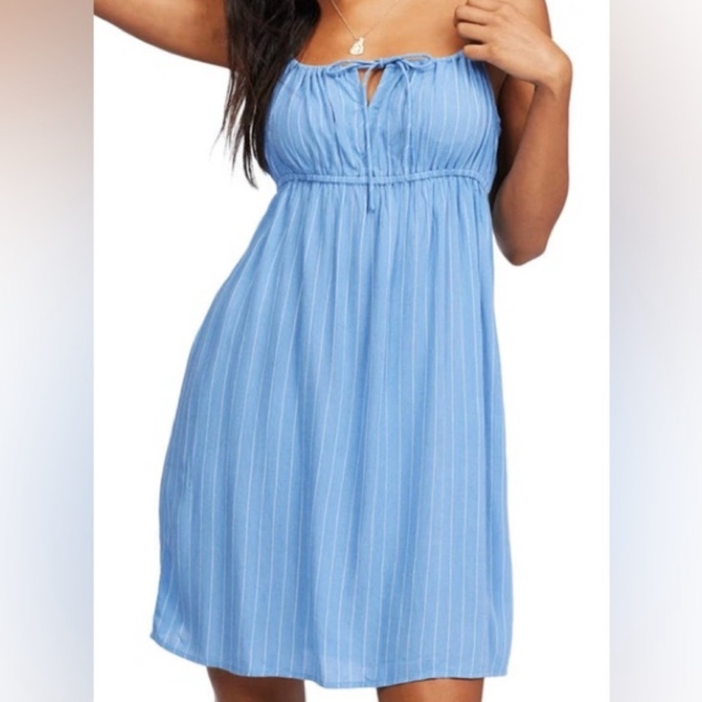 BILLABONG NWT Feelin Blue Tie Front Sundress In Blue Wink size Medium - Picture 2 of 5